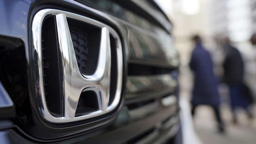 Honda issues recall for 300K Accords and HR-Vs due to seat belt safety concerns