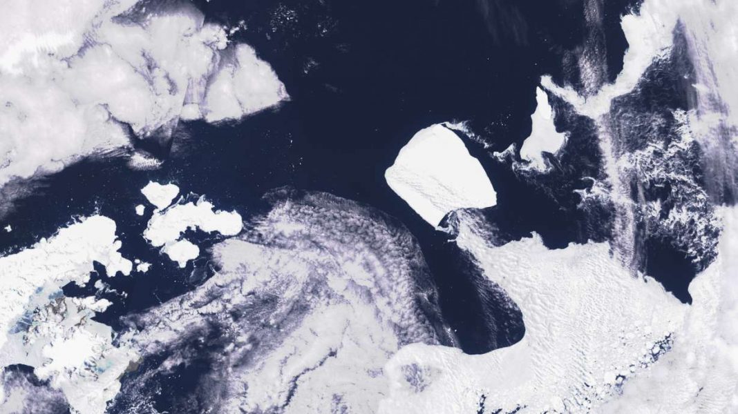 Massive Iceberg Breaks Free and Drifts Away from Antarctic After Years of Being Stuck in Place