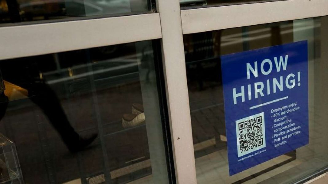 Job Openings in the US Drop to Lowest Level in Nearly 3 Years, Manufacturing Sector Continues to Struggle