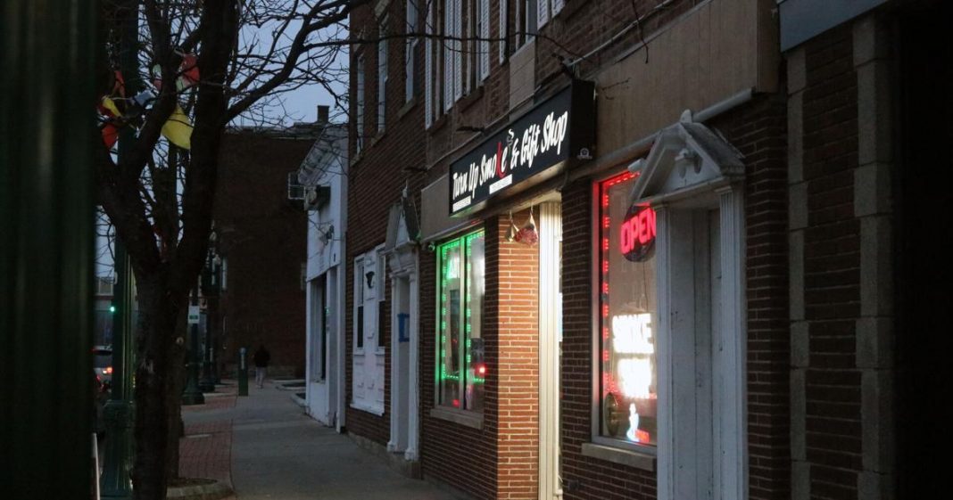 Schenectady Reconsiders Proposed Three-Month Moratorium on Smoke Shops
