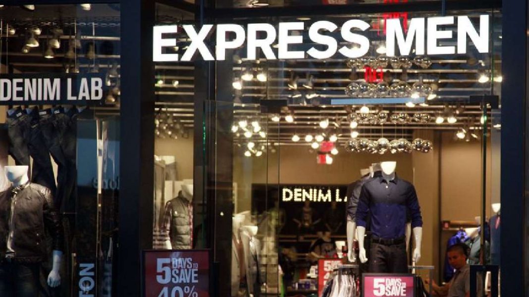 Express, clothing retailer, seeks bankruptcy protection and plans to shut down more than 100 outlets