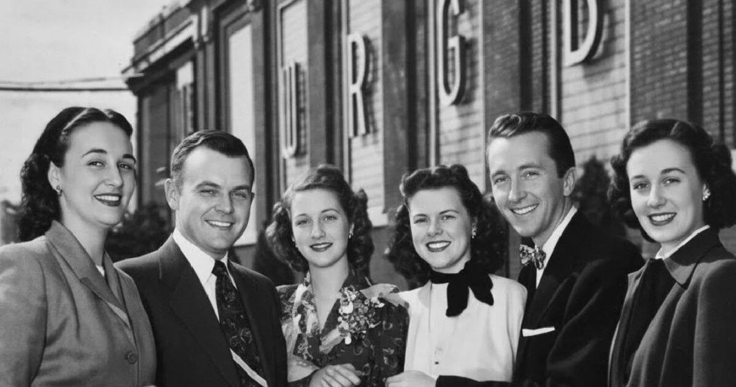 Photo Album: Eight Pictures from the Schenectady Region in April 1950
